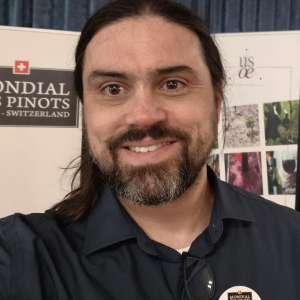De Siqueira Ferreira Daniel
